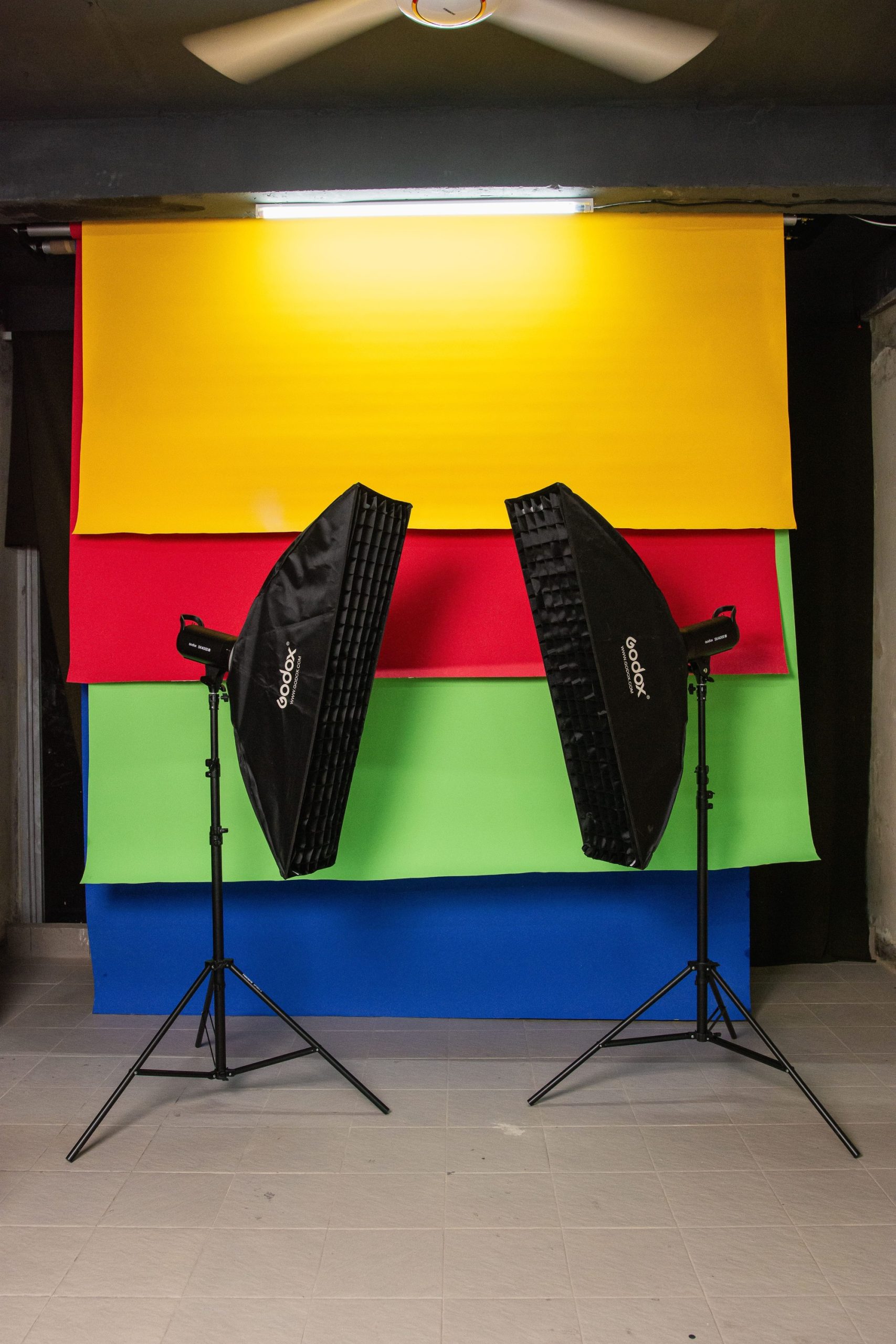 Color Roll Banner